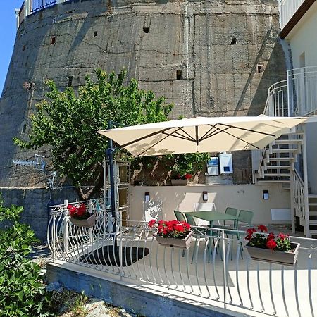 Casa Mylai Villa Кастелмола Екстериор снимка