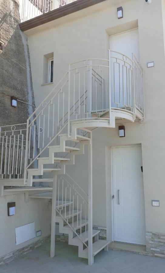 Casa Mylai Villa Кастелмола Екстериор снимка
